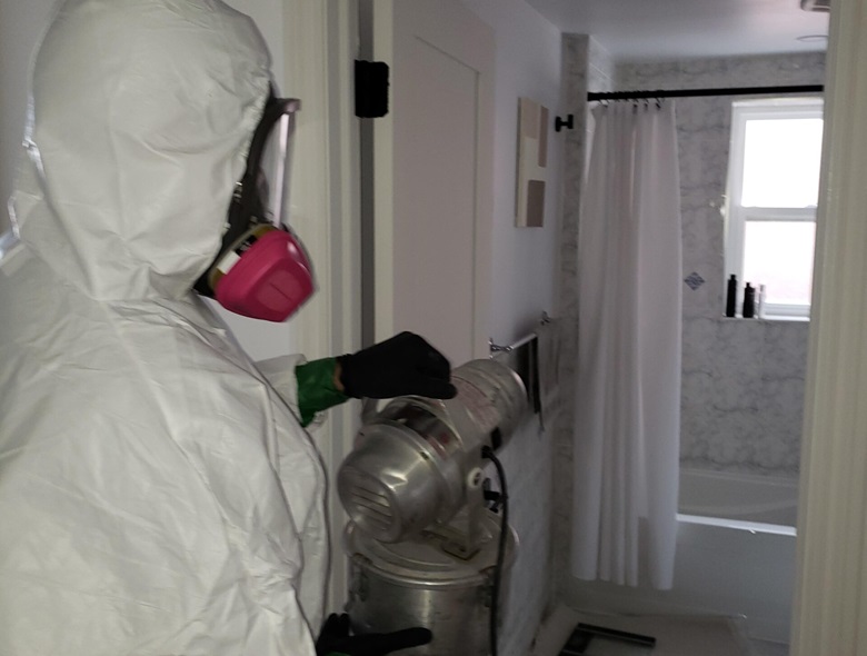 24/7 Burst Pipe Emergency? Here’s How 247-365 Restoration Handles It – Fast, Reliable, Professional
