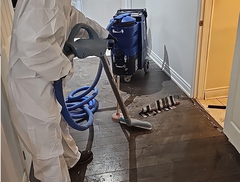 💧 Patio Leak Emergency? Watch 247-365 Fix It Fast | Call 416-657-2222 | Serving Toronto & GTA